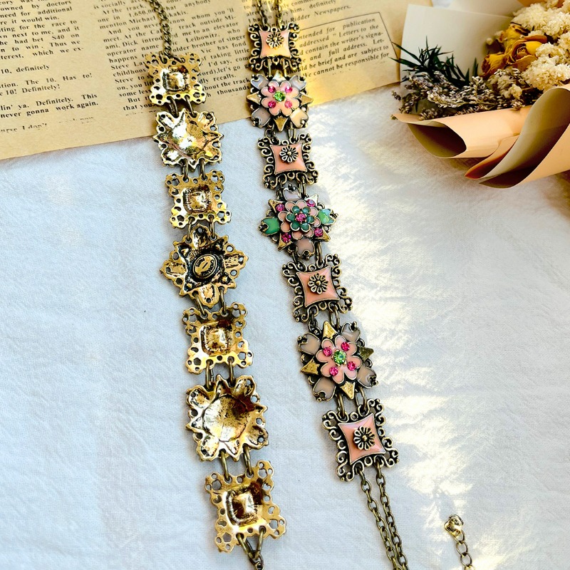 Retrofashion Necklace Bracelet - Resin Art Necklace recension och pris
