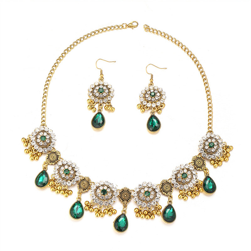 Kymyad Ethnic Vintage Rhinesto - Resin Art Necklace recension och pris